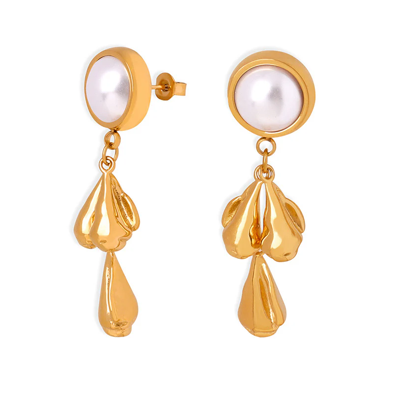Vintage Elegant Pearl Earrings
