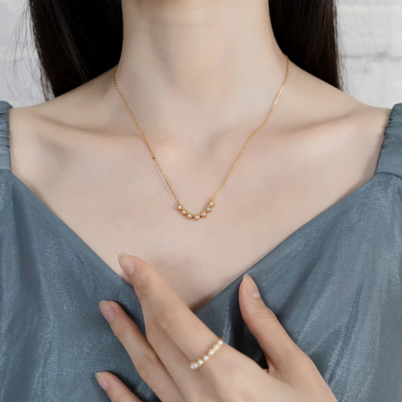 Pearl Maple Leaf Necklace