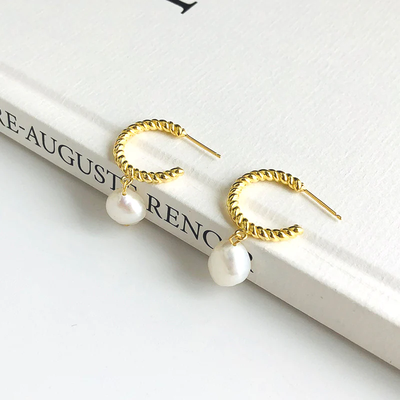 Twisted Hoop Pearl Drop Earring
