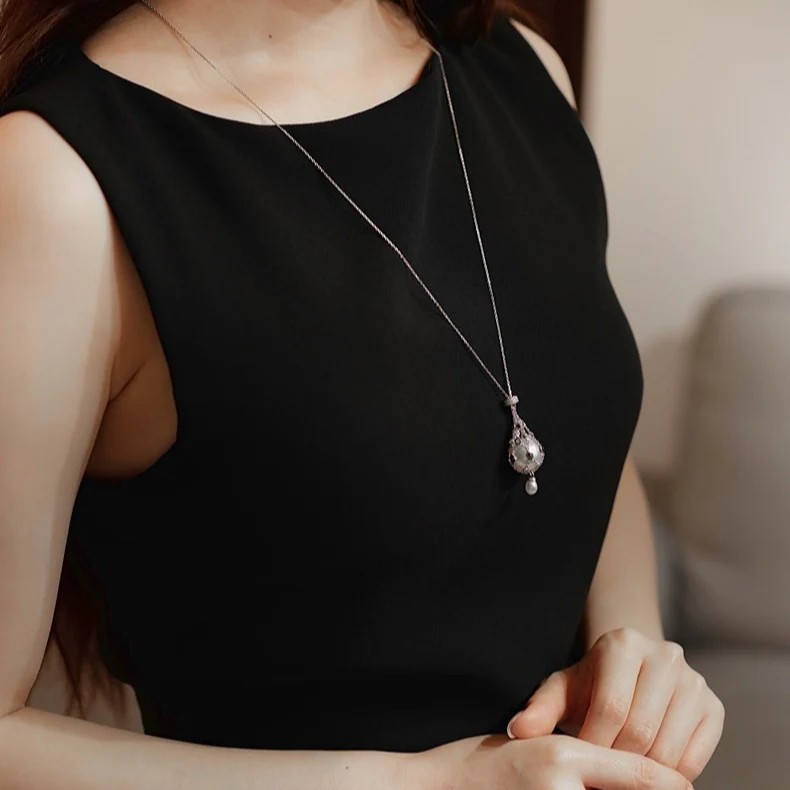 Freshwater Pearl & Blue Gemstone Pendant Necklace