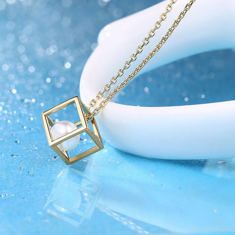 Love Cube Pearl Pendant