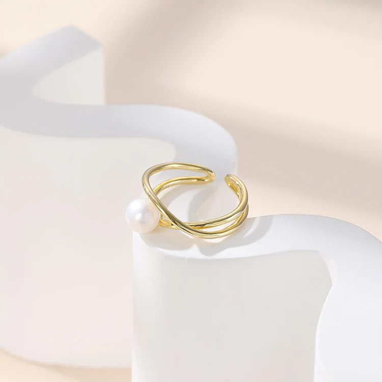 Geometric Lines Infinity Pearl Ring