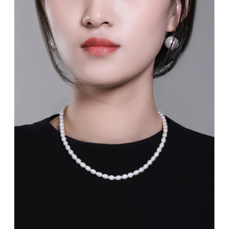 Classic Freshwater Pearl Beaded Necklace