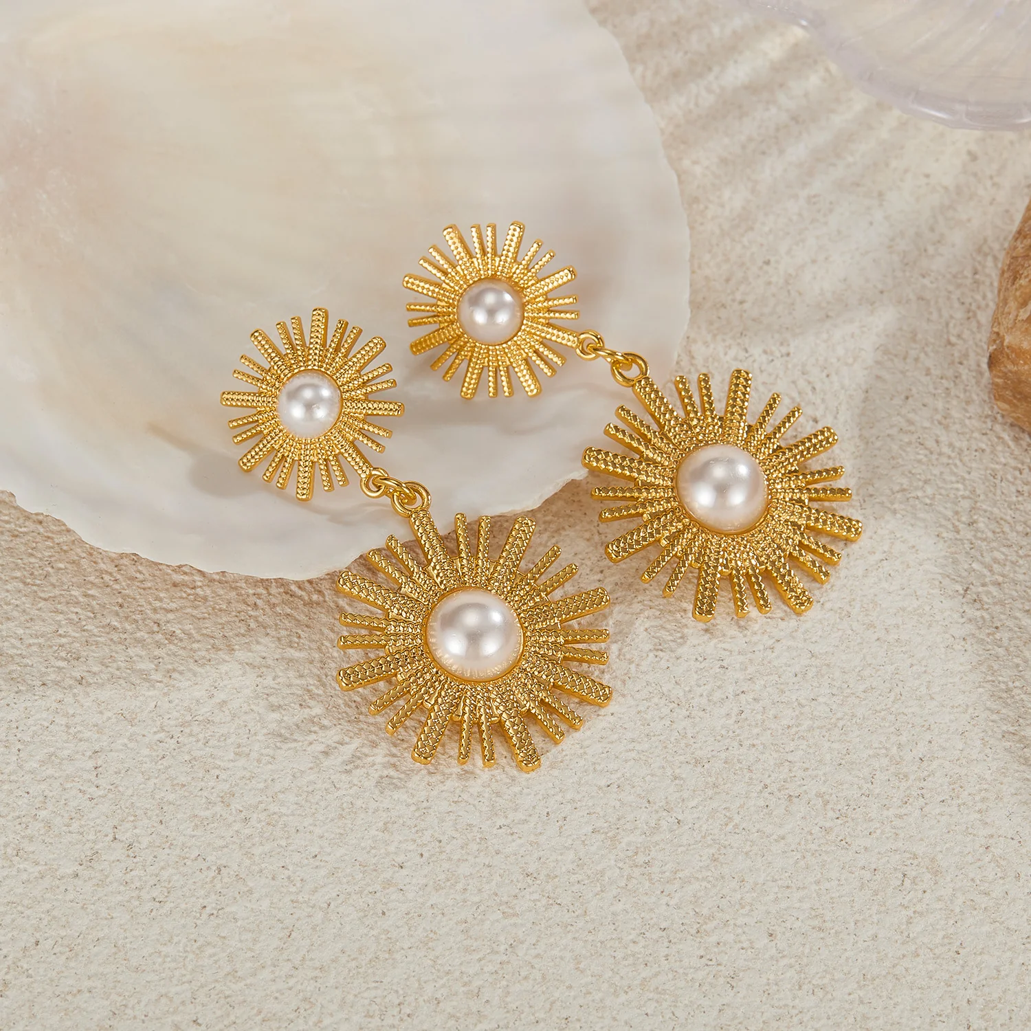 Exaggerated Geometric Sun Flower Pearl Earrings