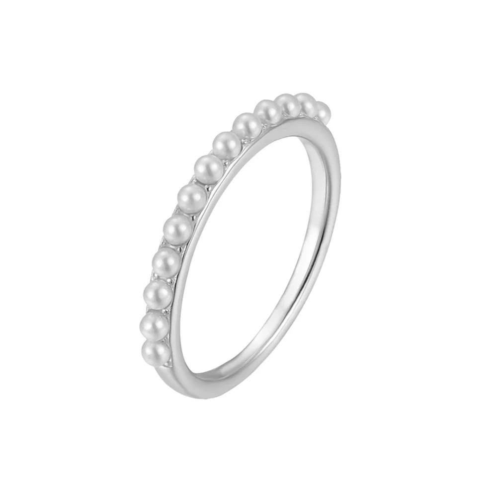 Minimalistic Pearl Ring