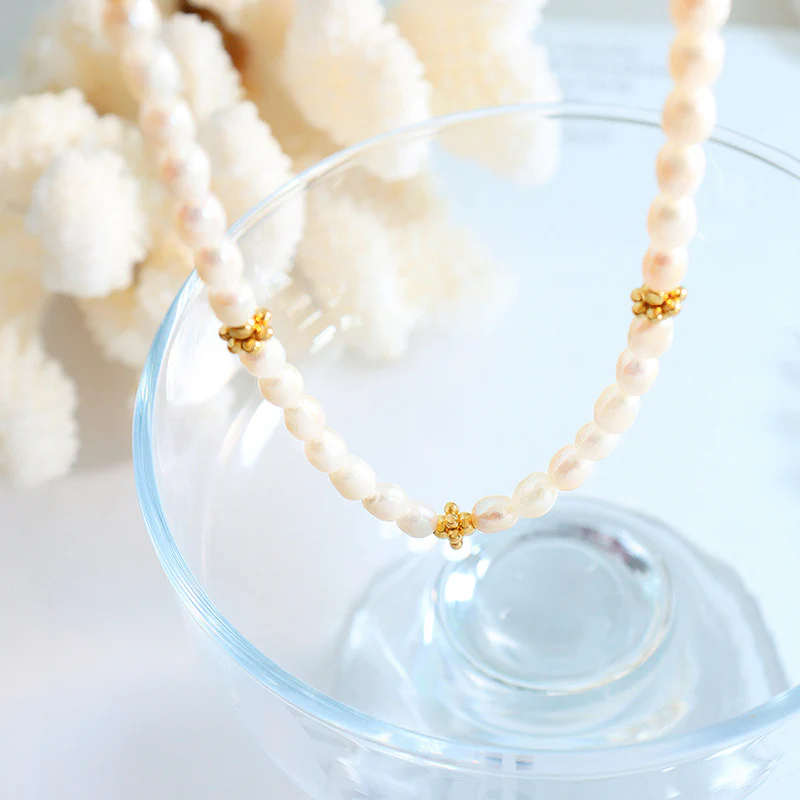 Chic Freshwater Pearl Necklace