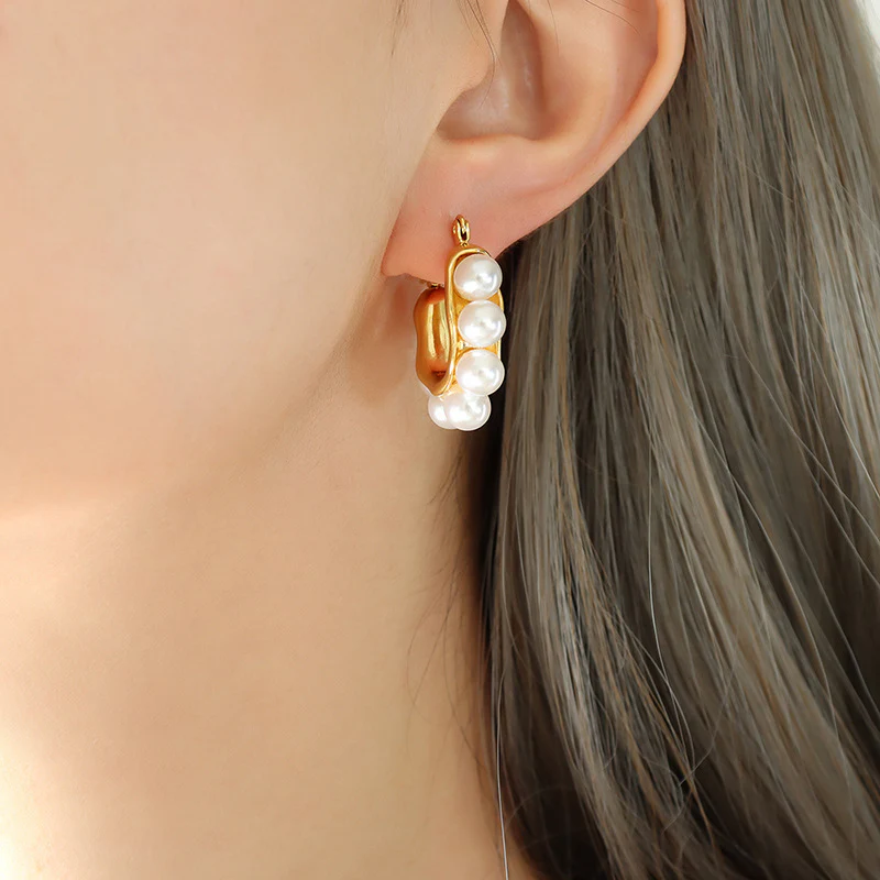 U Shape Pearl Earrings