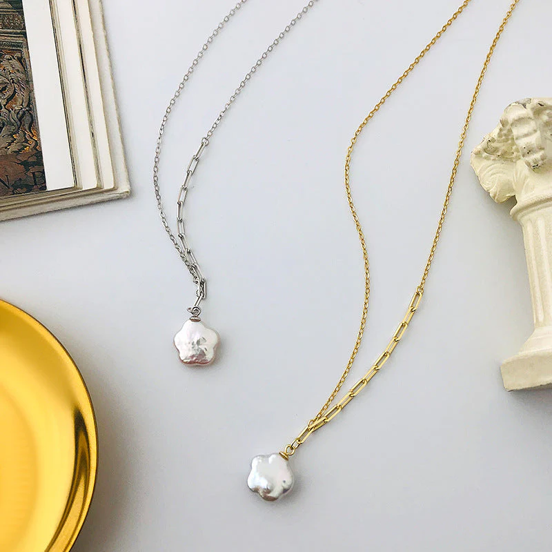 Baroque Pearl Pendant Necklace