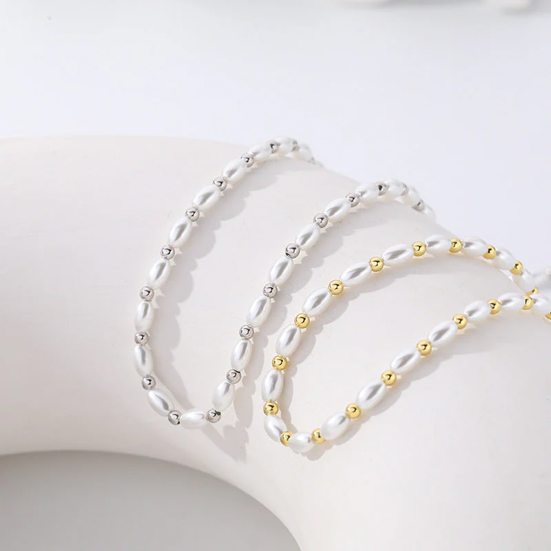 Elegant Olive Bead Pearl Necklace