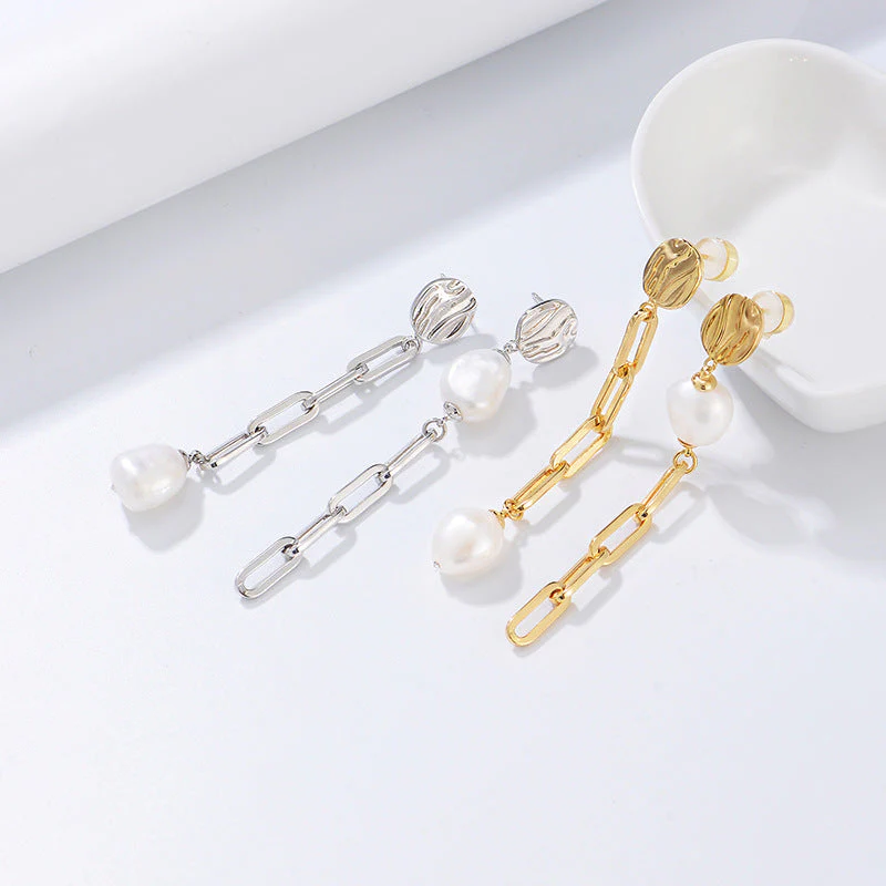 Chain Pearl Drop Earrings