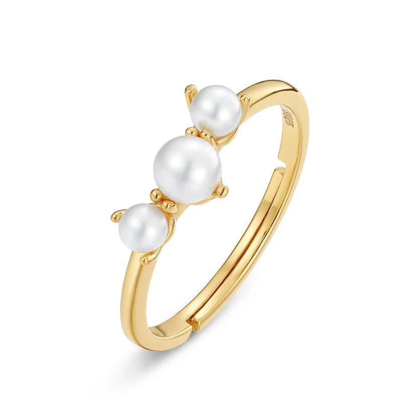 Fashion Three Pearl Ring
