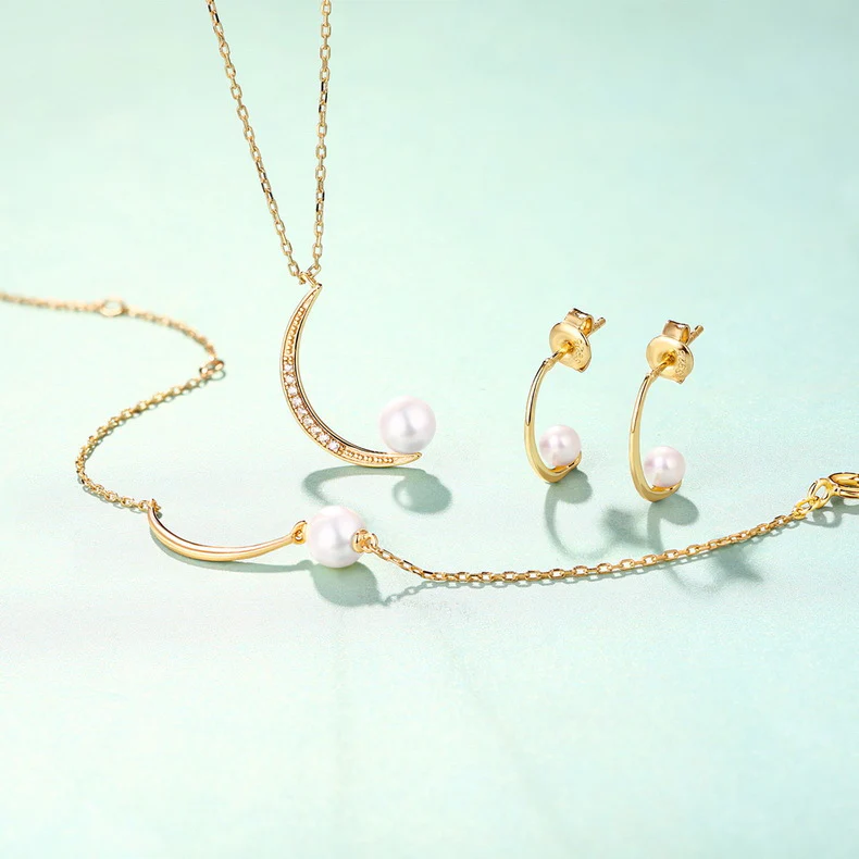 Unique Pearl Bracelet