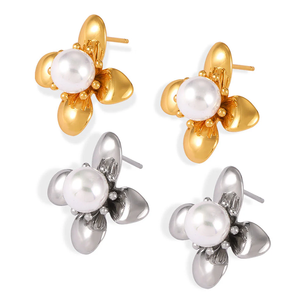Flower Pearl Stud Earrings