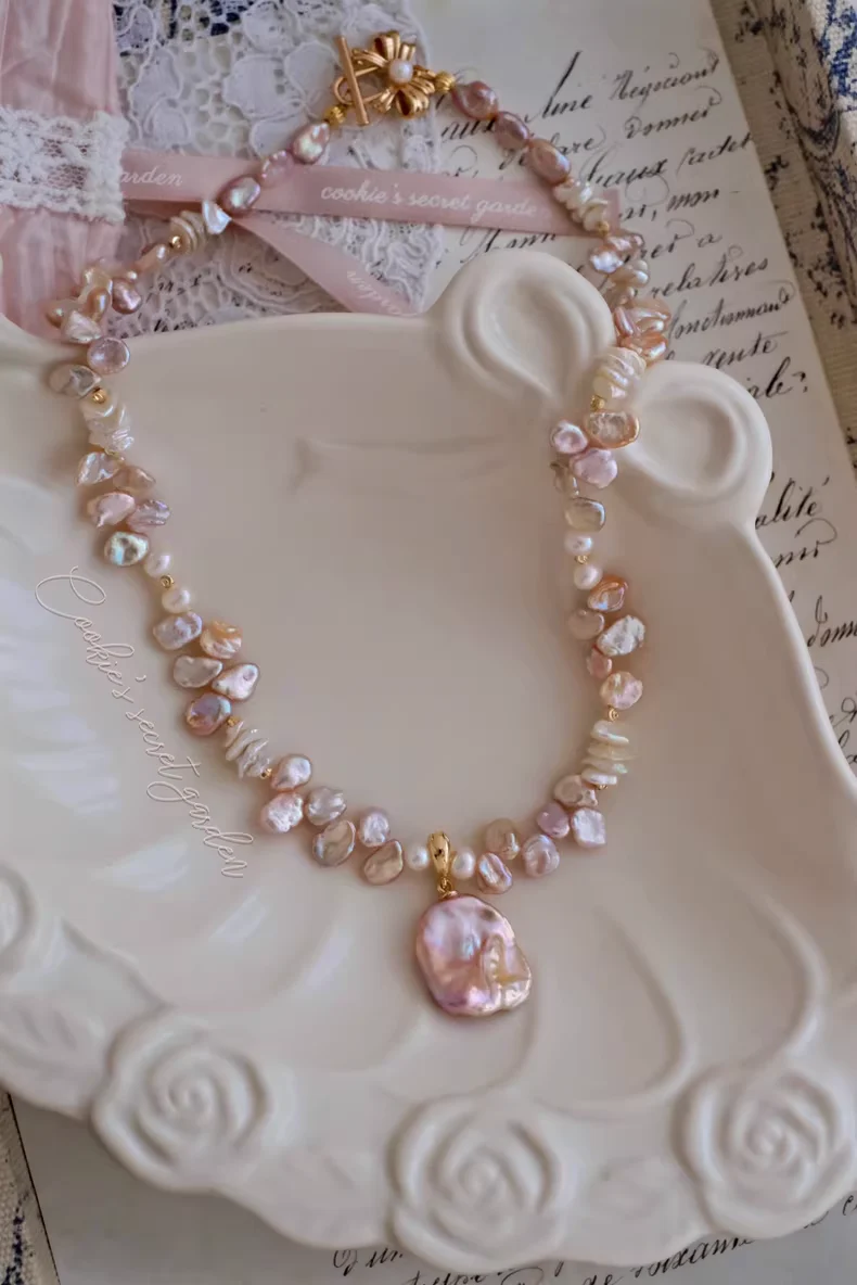 【Monet Garden Collection】 Handmade First Encounter Baroque Pearl Necklace