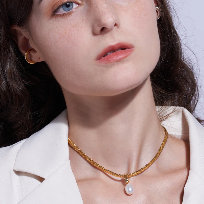 Single Pearl Chunky Chain Necklace