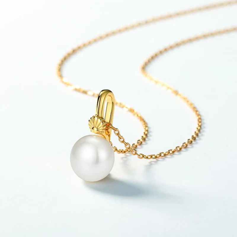 Gold Shell and Bread Pearl Pendant
