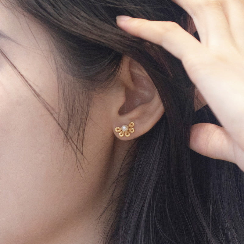 2 Wear Ways Hollow Flower Pearl Stud Earrings