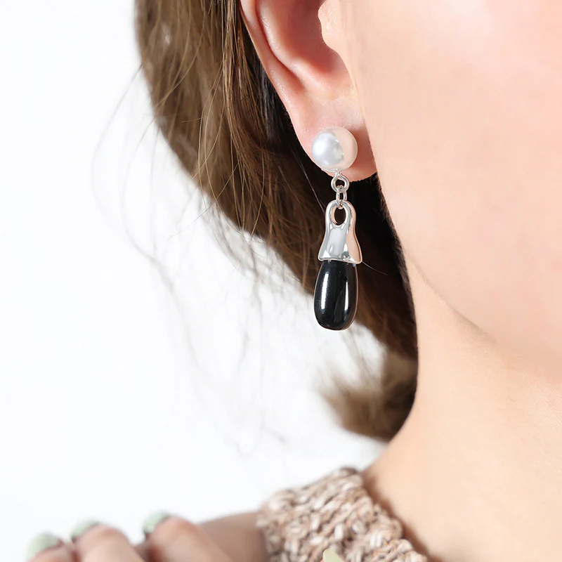Drop Black Glass Stone Pearl Stud Earrings