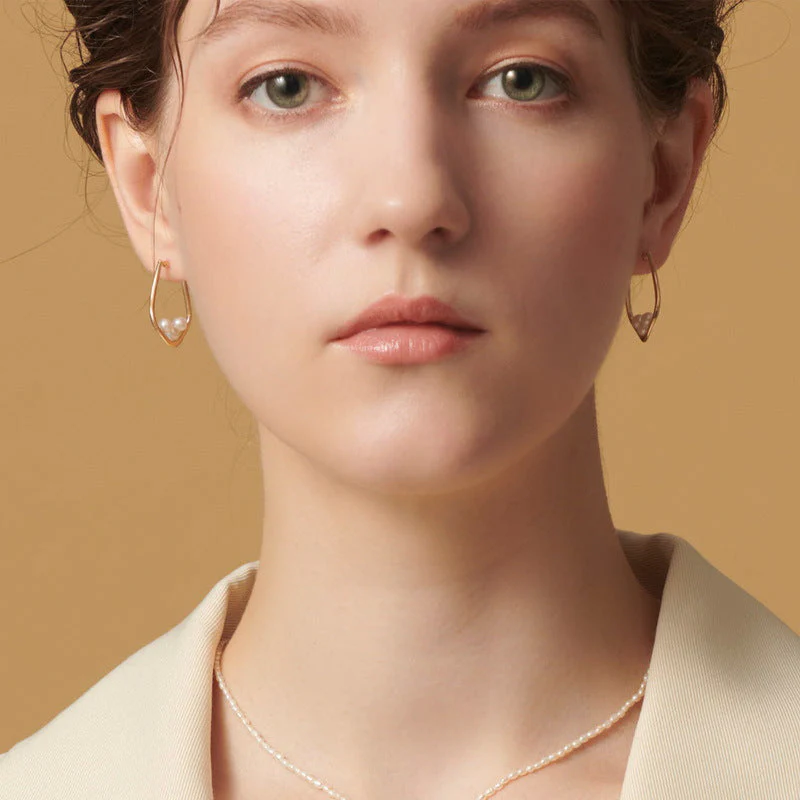 Geometry Pearl Earring