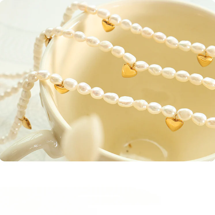 Gold Heart Charms Freshwater Pearl Necklace