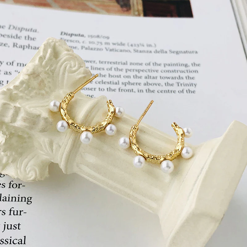 Bulb Pearl Stud Earrings