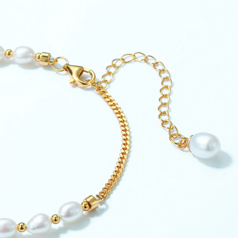 Cultured Pearl Bracelet With Little Daisy