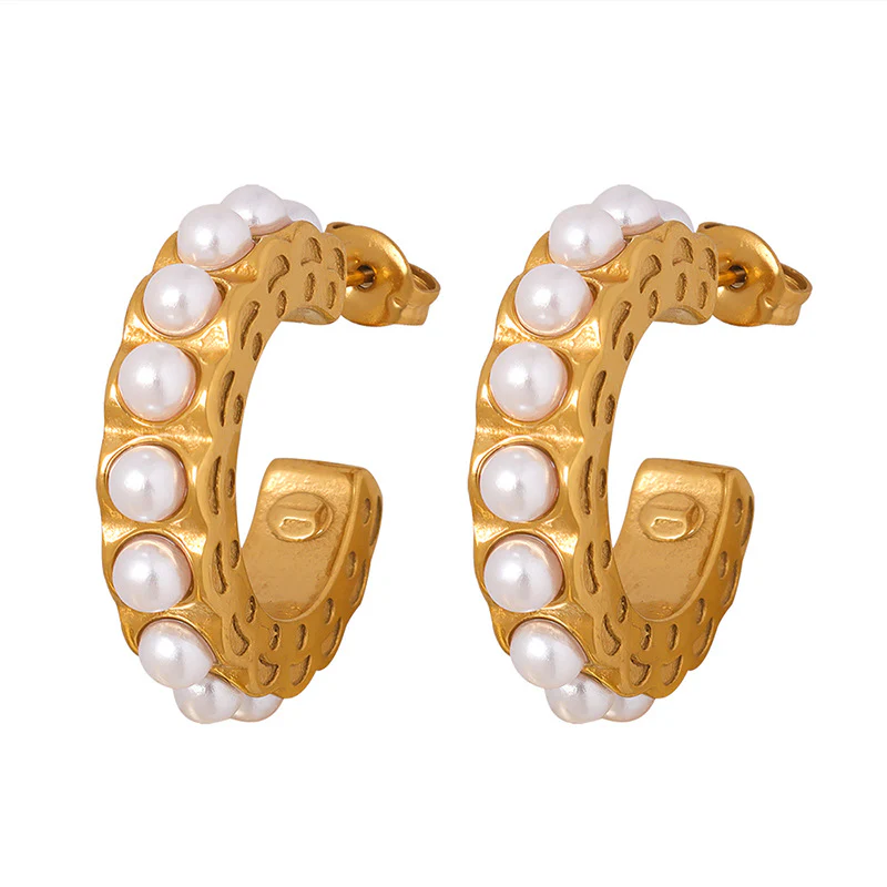 Exquisite C Shape Pearl Earring