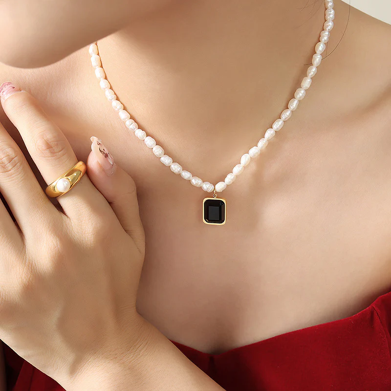 Vintage Rectangle Crystal Pendant Freshwater Pearl Necklace