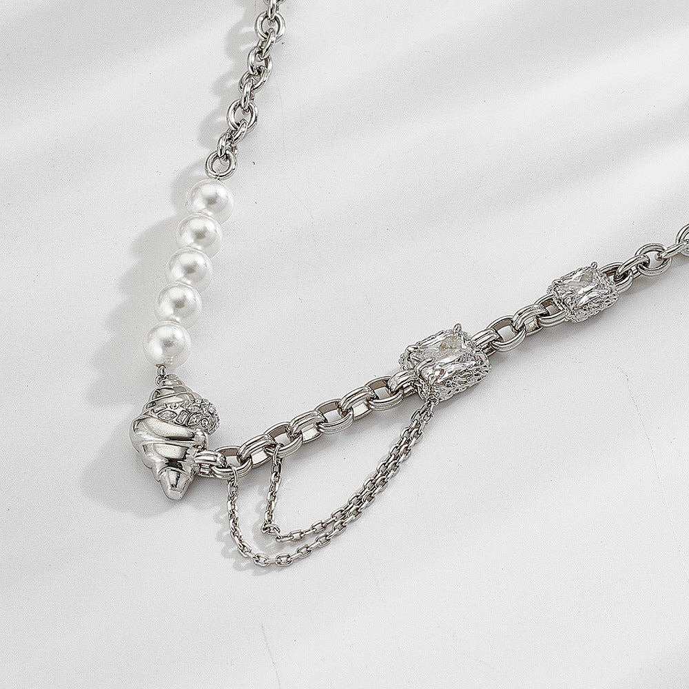 Butter Bread Pendant Pearl Necklace