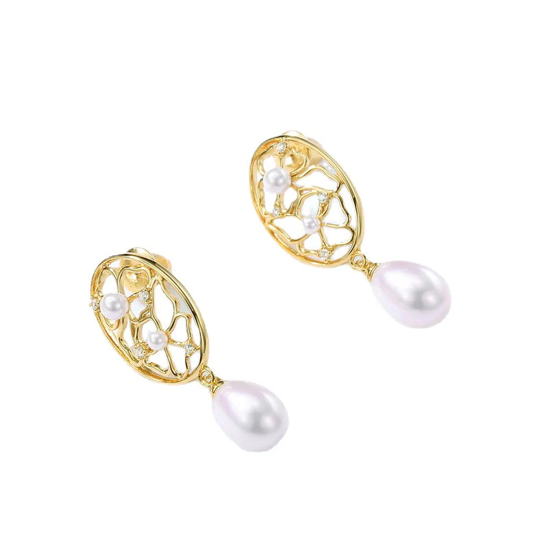 Freshwater Pearl Drop Earrings