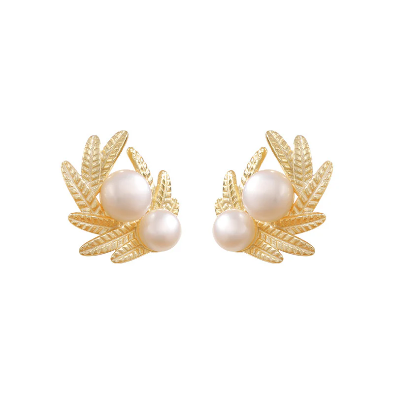 Leaves Pearl Earrings Stud