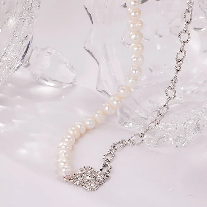 Half Pearl Half Chain Four Leaf Clover Pendant Necklace