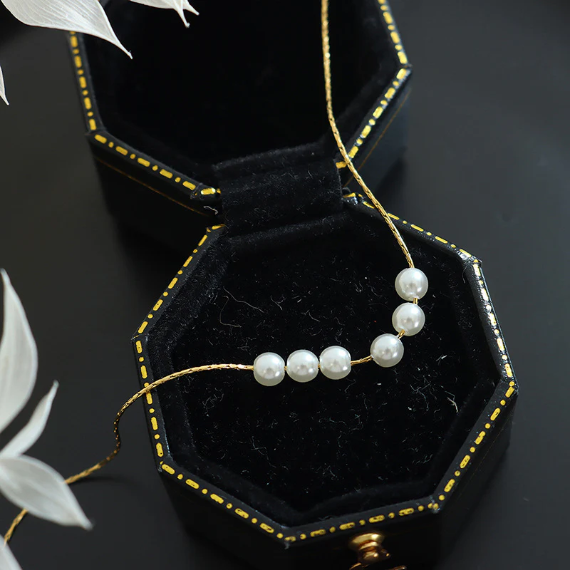 Floating Pearl Necklace