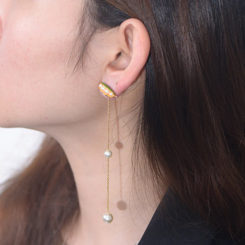 Peapod Long Stud Earrings