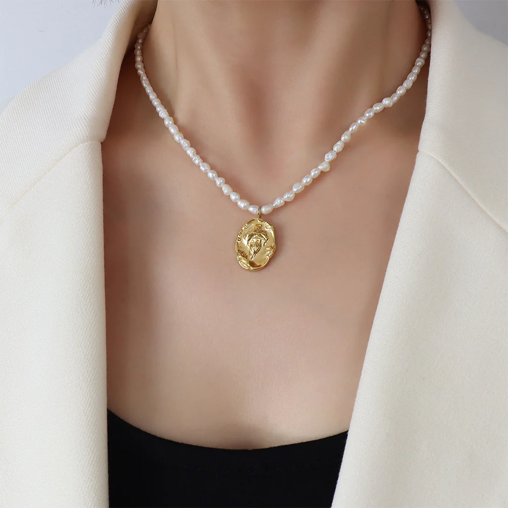 Vintage Oval Abstract Embossed Pendant Freshwater Pearl Necklace