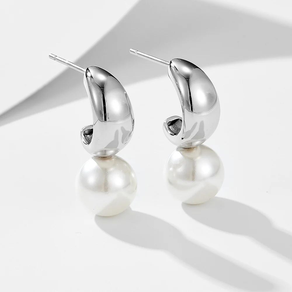 10mm Pearl Stud Earrings