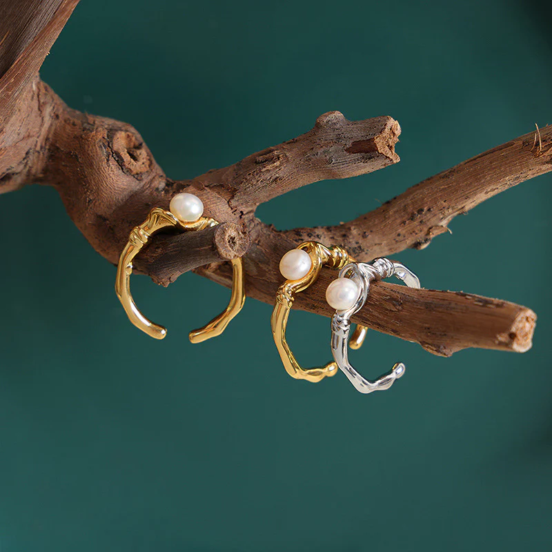 Irregular Open Mouth Freshwater Pearl Ring