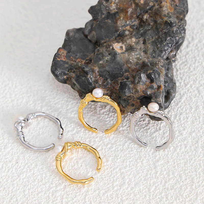 Irregular Open Mouth Freshwater Pearl Ring