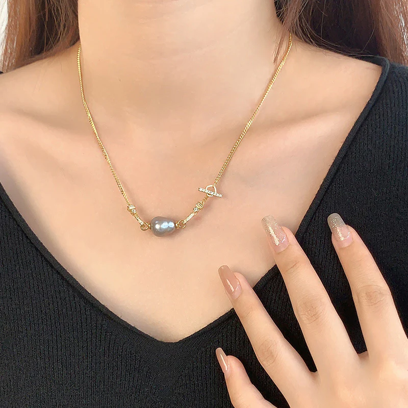 High-end Natural Baroque Pearl Pendant Necklace