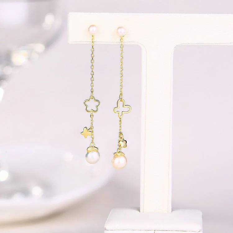 Asymmetric Pearl Dangle Earring