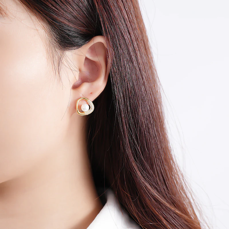 Pearl And Zircon Earrings