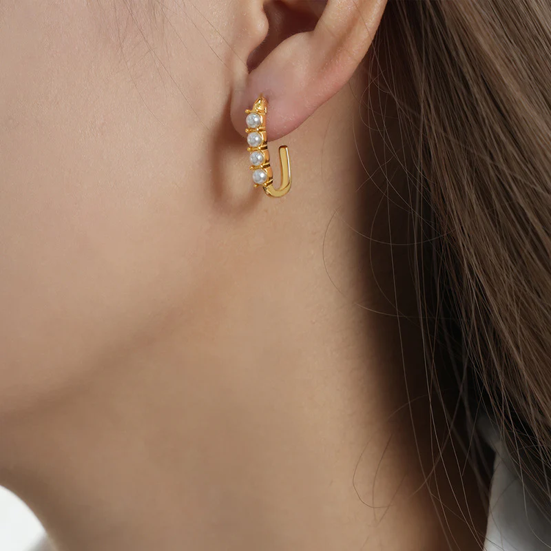 Fashion Geometric U Shape Pearl Earring