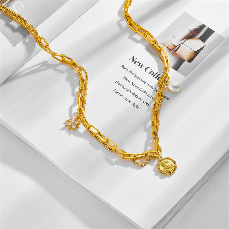 Vintage Pearl Pendant Necklace