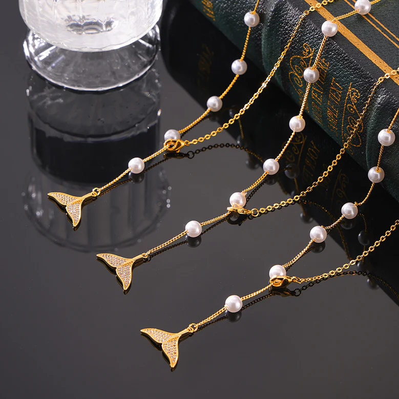 Mermaid Tail Pendant Pearl Y Necklace
