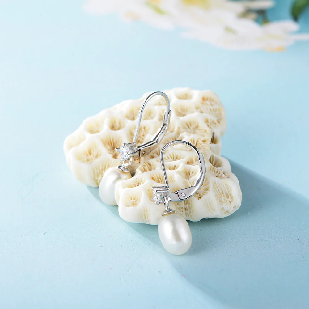 Oval Pearl Drop Earrings