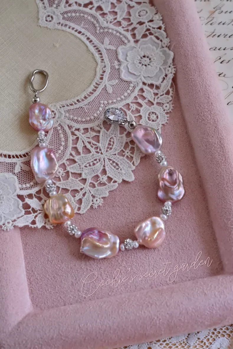 【Monet Garden Collection】 Handmade Dreamy Sweet Baroque Pearl Bracelet