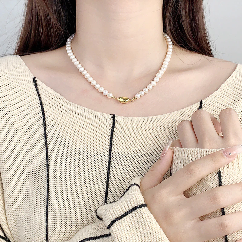 Natural Freshwater Pearl Necklace