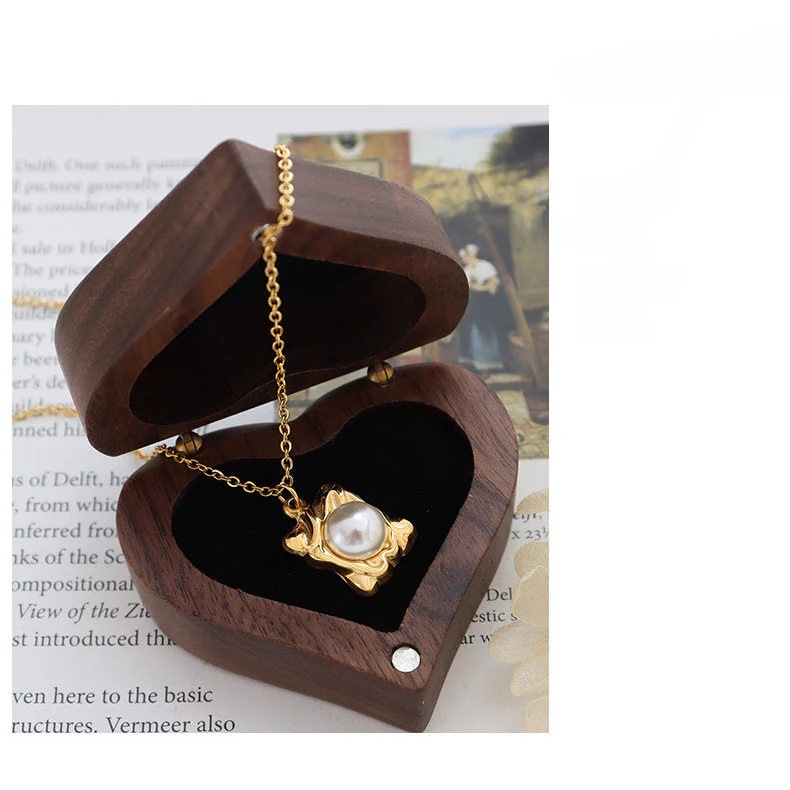 Pearl Inlay Geometric Embossed Plate Pendant Necklace