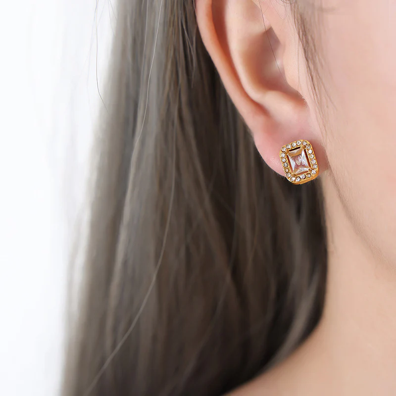 Pearl Necklace and Earring Set