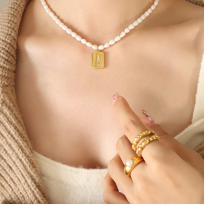 Debossed Triangle Zircon Inlay Rectangle Pendant Freshwater Pearl Necklace